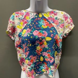 Zara W&B collection floral crop blouse top